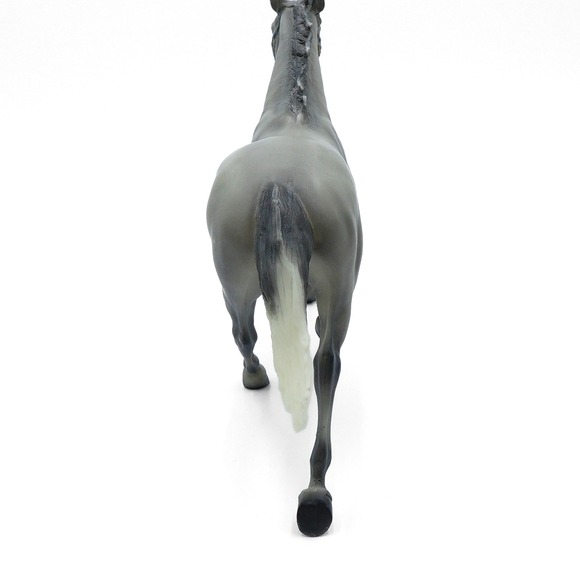 VINTAGE BREYER Traditional Model No. 1150 Grey Standardbred Pacer Mold RETIRED - Picture 5 of 9